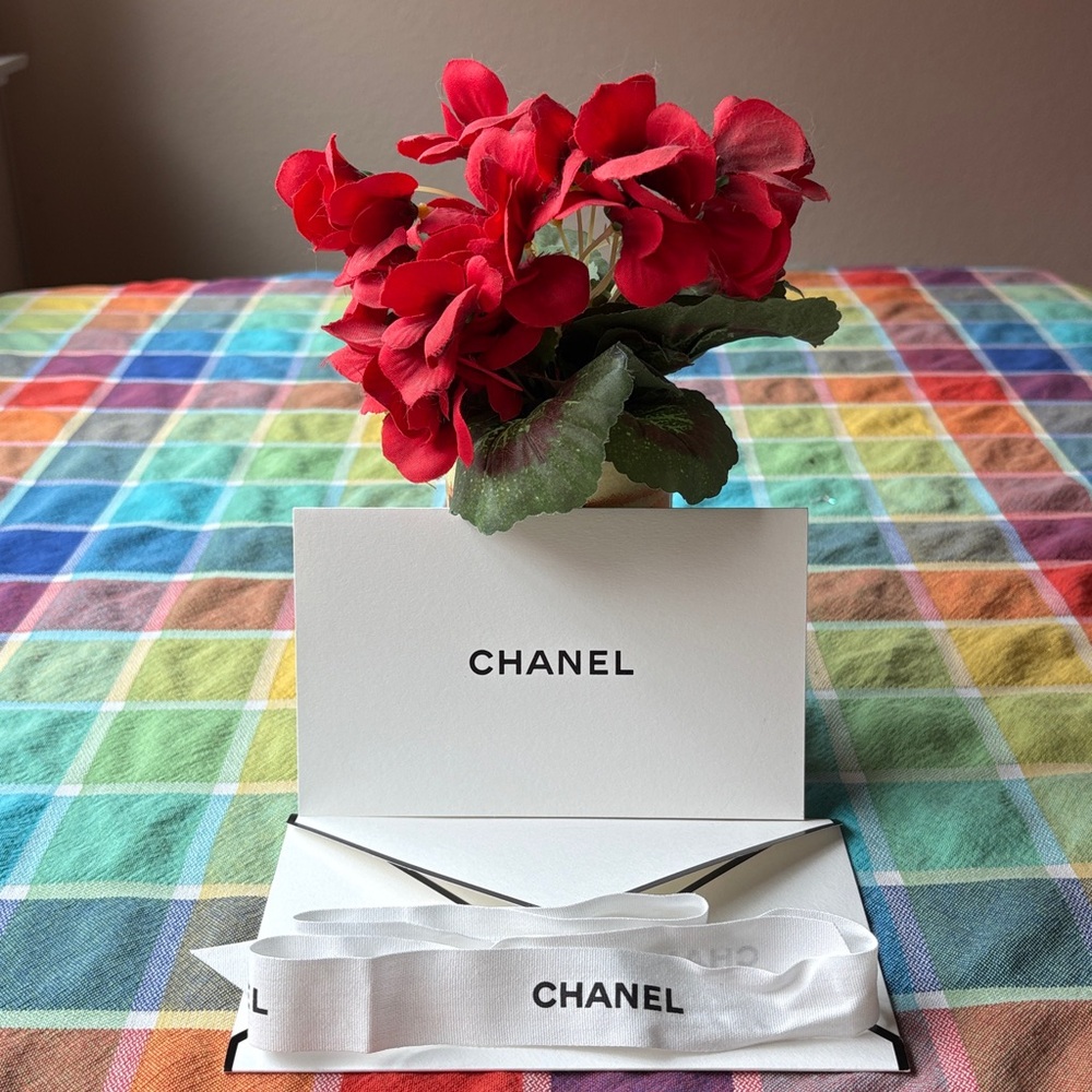 📝🌹📝 CHANEL NOTECARD ENVELOPE  AND RIBBON 📝🌹📝